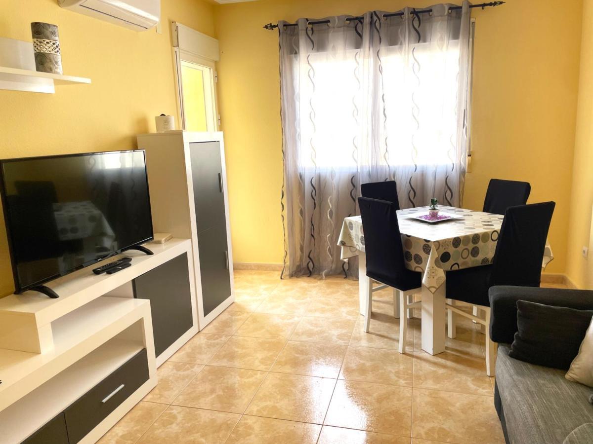 Daniela Apartament Torrevieja Eksteriør bilde