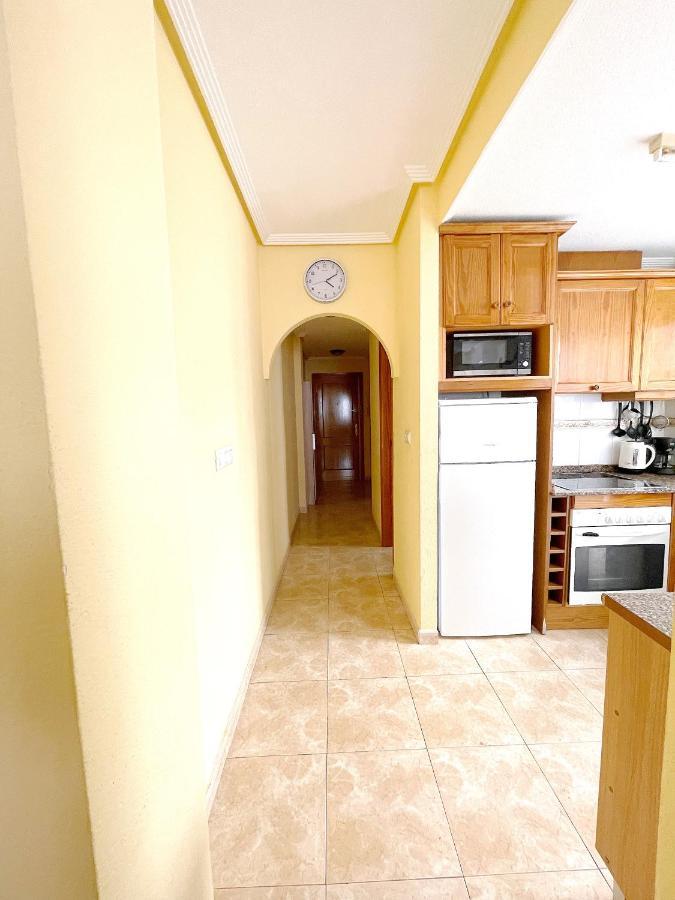 Daniela Apartament Torrevieja Eksteriør bilde