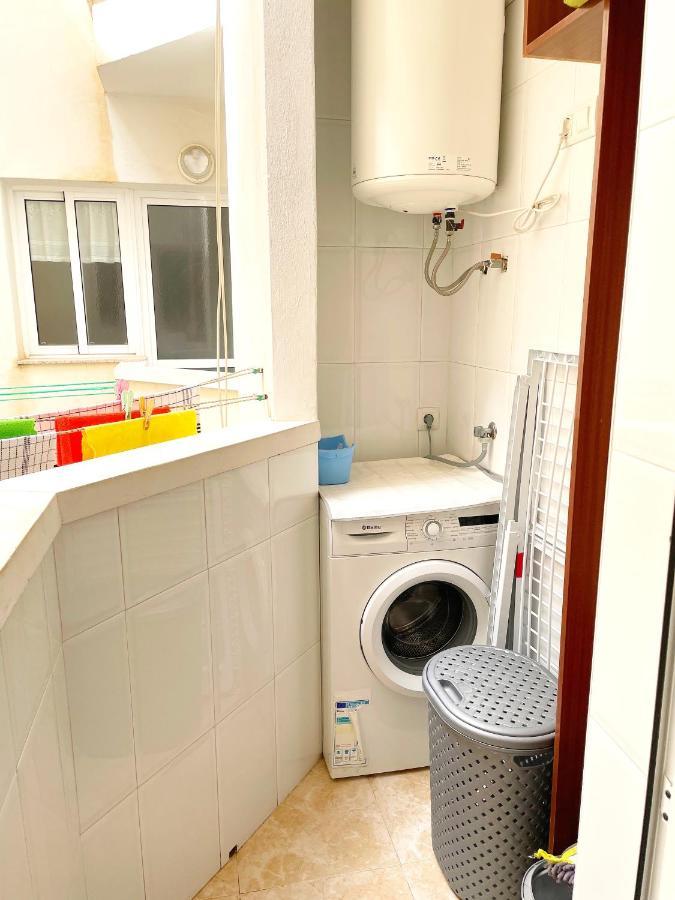 Daniela Apartament Torrevieja Eksteriør bilde