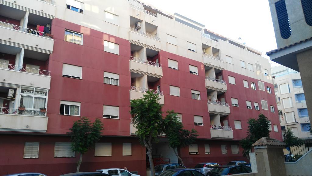 Daniela Apartament Torrevieja Eksteriør bilde