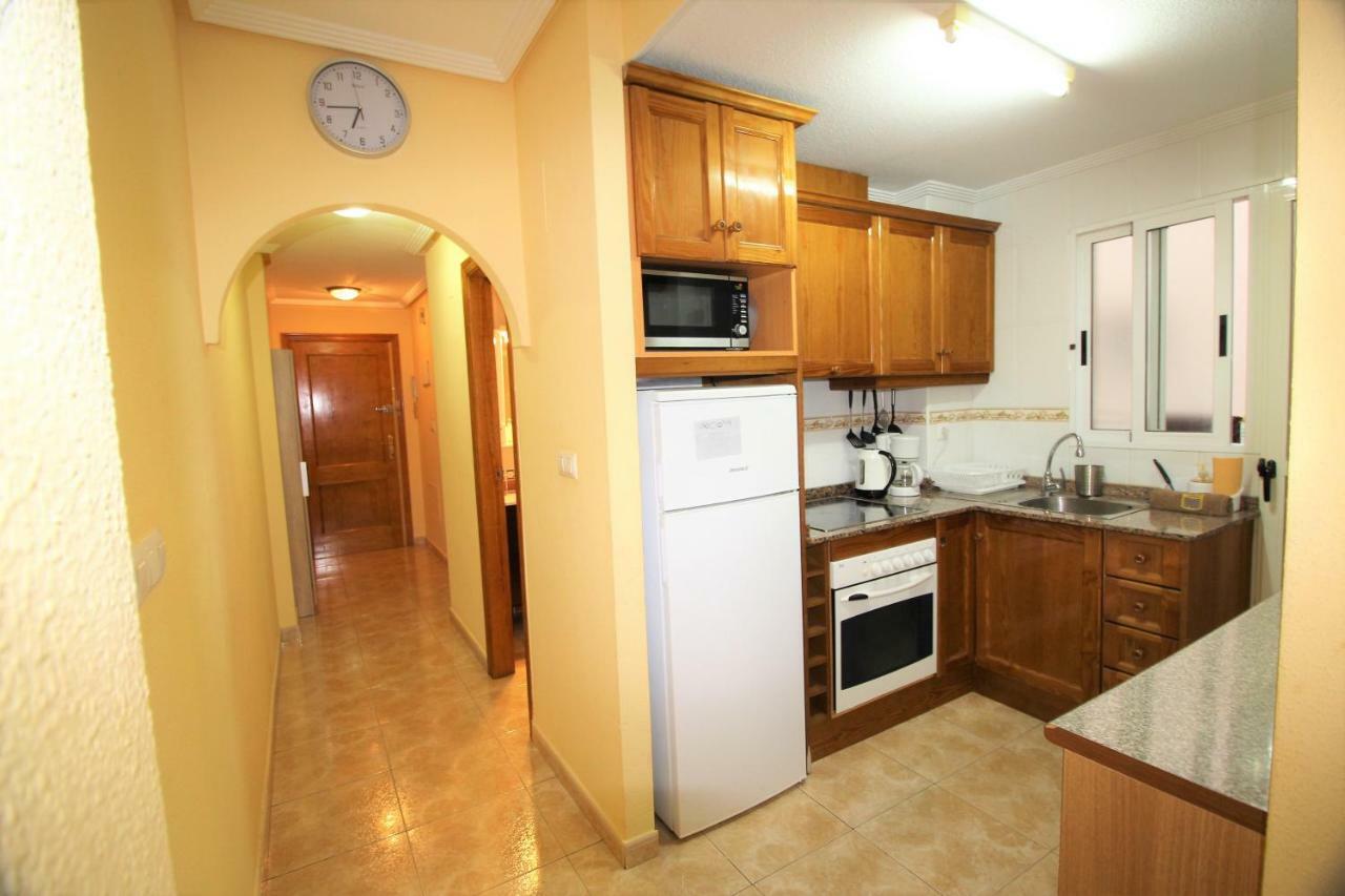 Daniela Apartament Torrevieja Eksteriør bilde