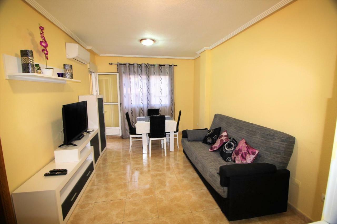 Daniela Apartament Torrevieja Eksteriør bilde